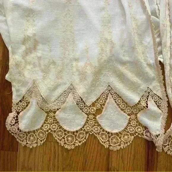 Altar'd State White Embroidered Kimono with Tan Embroidery Size S/M Boho - Picture 10 of 10